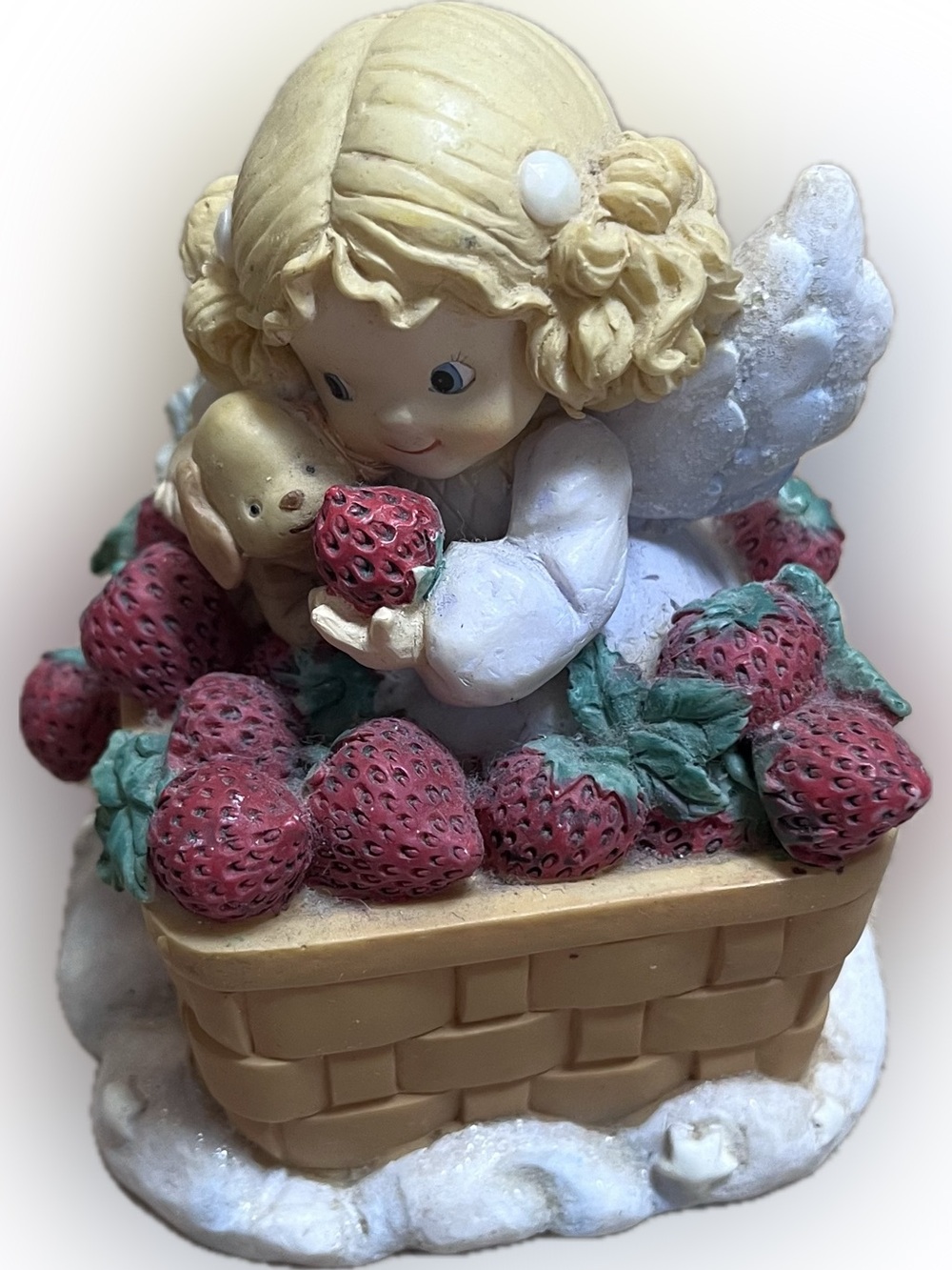 Stardusters Blonde Angel w/dog in strawberry basket Vtg c2005